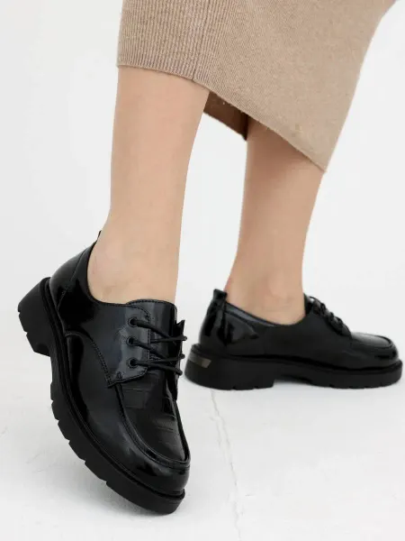 Beon Wear Полуботинки на каблуке туфли