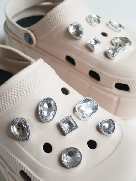 Best Jibbitz Джибитсы на crocs набор украшений клипсы для кроксов