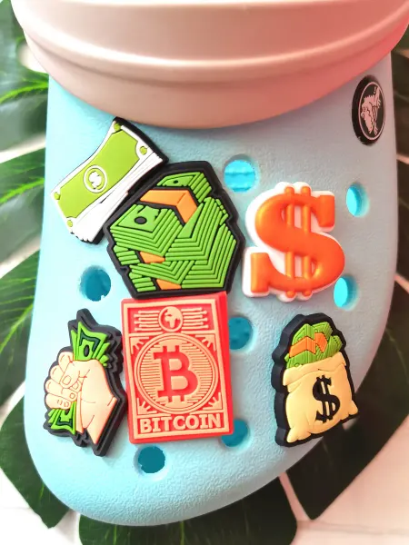 Fun_Jibz Джибитс на crocs биткоин доллар деньги