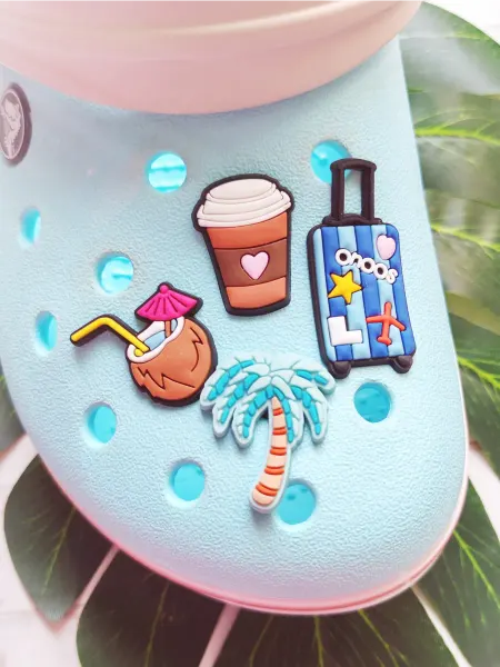 Fun_Jibz Джибитс пальма, джибитс чемодан для Crocs