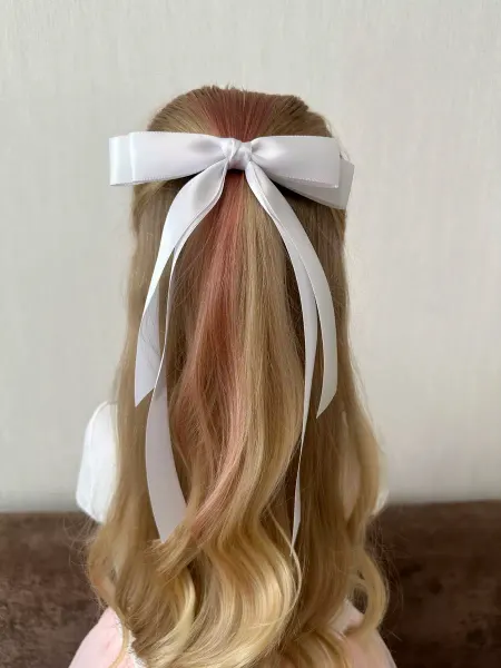 ElenKi_accessories Атласный белый бант для волос на заколке