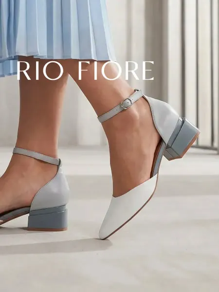 Rio Fiore Туфли на низком каблуке с открытыми боками с ремешком