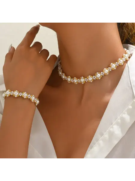 Letta jewelry Комплект бижутерии колье и браслет из белого бисера