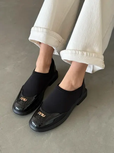 Xavin Туфли Miu Miu без каблука весенние
