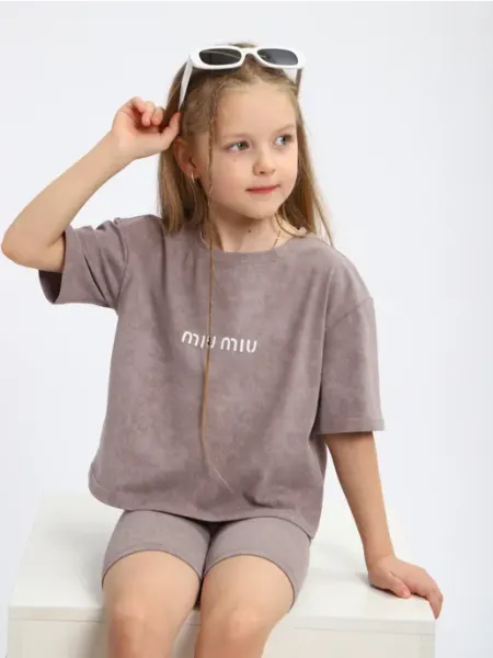 Милаши Спортивный костюм с футболкой и велосипедками miu-miu