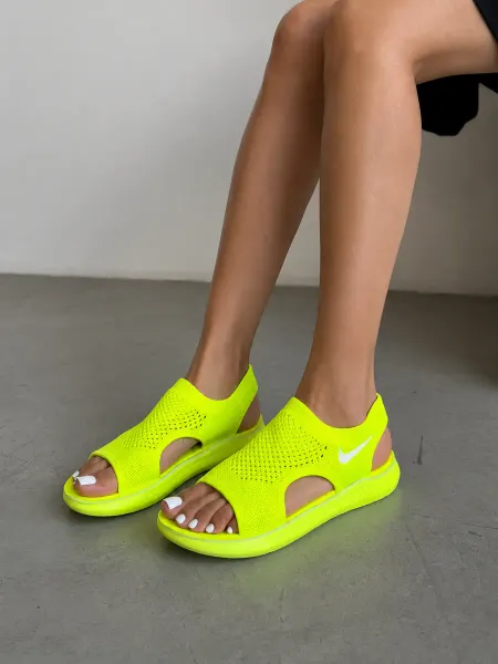 Nike Босоножки летние яркие текстильные
