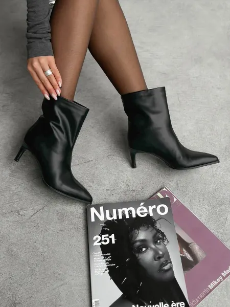 O&V Shoes Сапоги кожаные демисезонные ботильоны