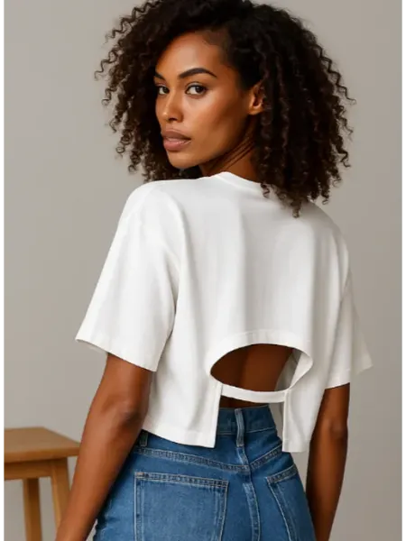 SHRAM t-shirts Футболка оверсайз белая oversize с вырезом сзади