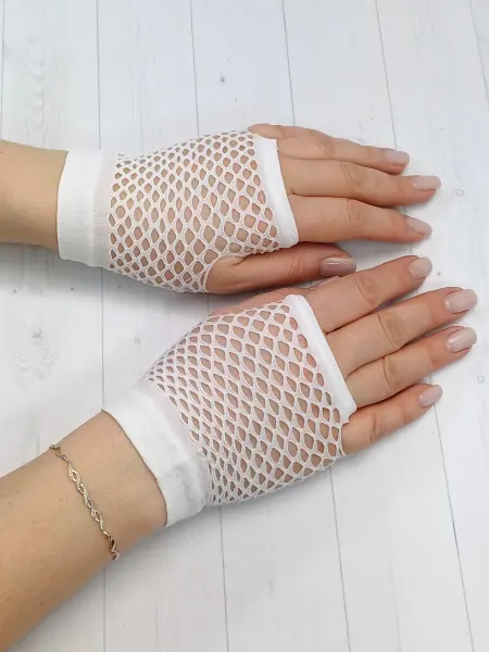 PaetkaMi Митенки Сеточка короткие, белые