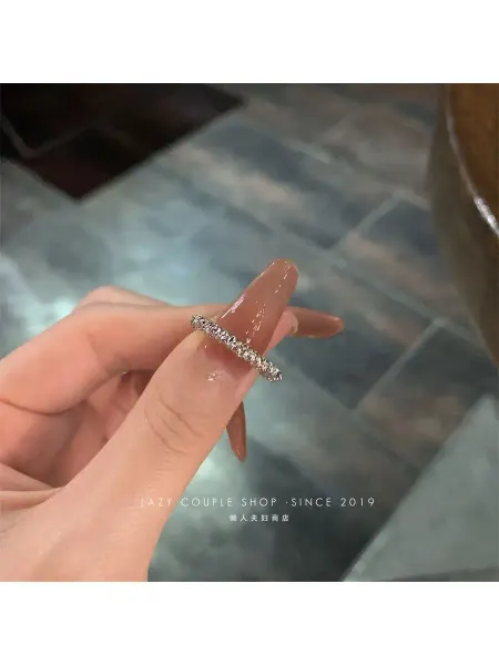 IQ Ring Женское кольцо с изящным плетением