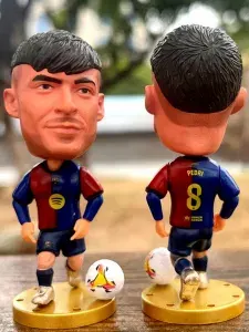 Фигурка футболиста Soccerwe Педри (Барселона)