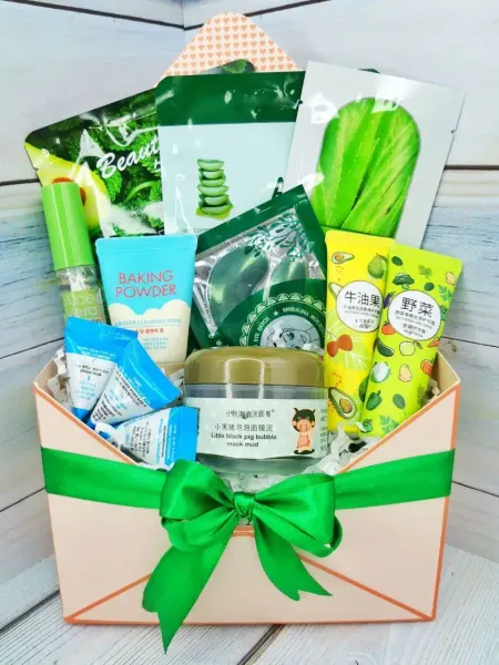 YourBeauty Подарочный набор бьюти бокс с косметикой для ухода за лицом