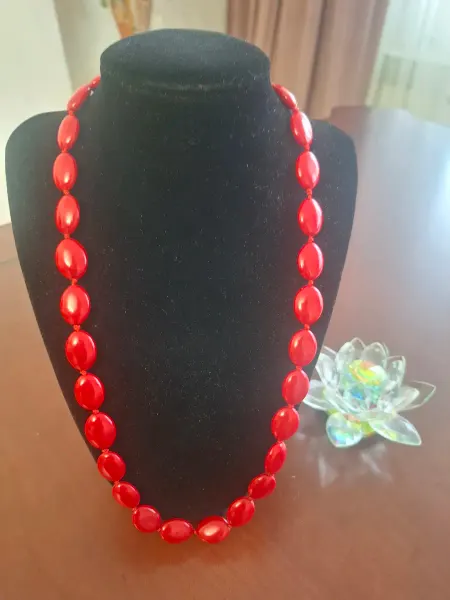 Украшения из натуральных камней бусы коралл