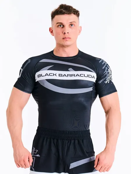 Рашгард / Футболка спортивная