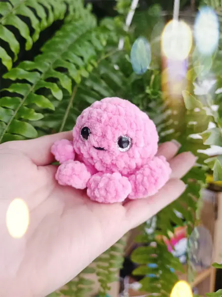 Мистер Петелька Мягкая игрушка-брелок Осьминог
