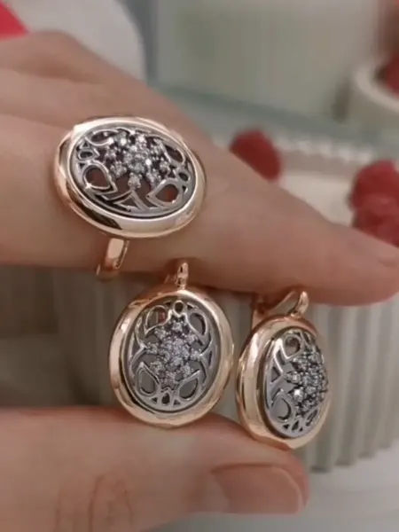 Комплект серьги и кольцо с фианитами
