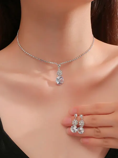 Monsie Комплект цепочка и серьги со стразами