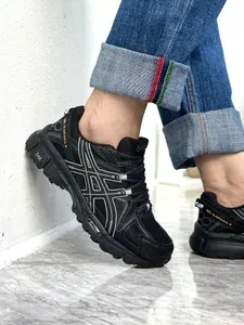 Кроссовки ASICS Кроссовки женские