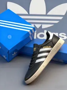 Кроссовки Adidas кроссовки мужские адидас