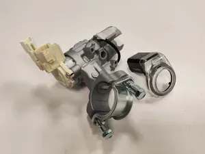 Замок зажигания для Tiggo 2.0 16V 5MT внедорожник 4X4 AC65493