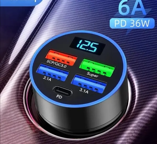 Автомобильное зарядное устройство с вольтметром / 4 USB порта + Type-C / , быстрая автомобильная зарядка для телефона 12-24 QC3.0 12-24 вольт