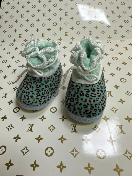 M&Mansurov baby Пинетки уги для детей