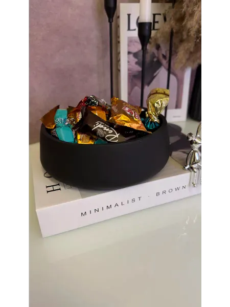 Конфетница черная матовая
