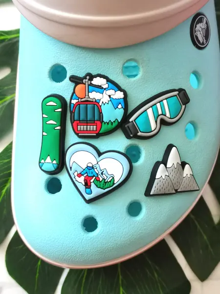 Fun_Jibz Джибитсы на crocs сноуборд горы лыжи снег взрослые