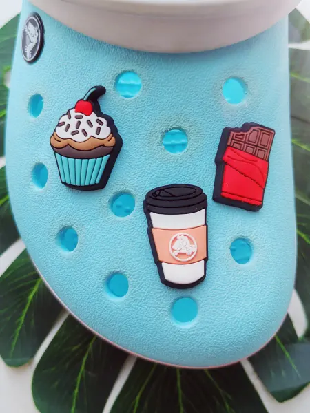 Fun_Jibz Джибитс кофе шоколадка еда на Crocs