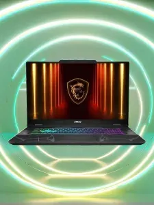 MSI Cyborg 17 B2RWGKG-286XRU Игровой ноутбук 17.3", Intel Core 7 240H, RAM 32 ГБ, SSD 1024 ГБ, NVIDIA GeForce RTX 5070 для ноутбуков (8 Гб), Без системы, (9S7-17U332-286), черный, Русская раскладка