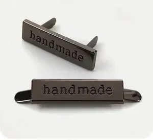 Бирка металлическая HandMade 36*10mm 2шт цвет золотой.
