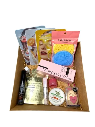 Подарочный набор уходовой косметики и аксессуаров для женщин, beauty box (11 предметов)
