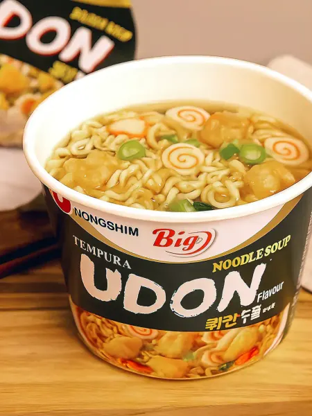 Nongshim Лапша удон премиум с темпурой вкус морепродуктов, 111 г