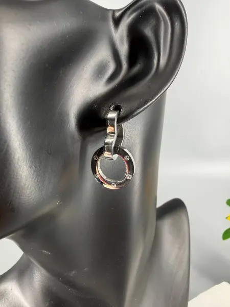 Бижутерние серьги в стиле Cartier