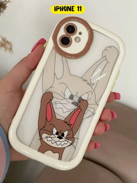 CaseLove Чехол на iphone 11 силиконовый Том и Джерри бежевый