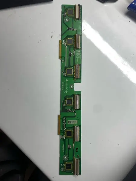 LG 42PC3RV-ZJ плата LGE PDP 050928 42V8