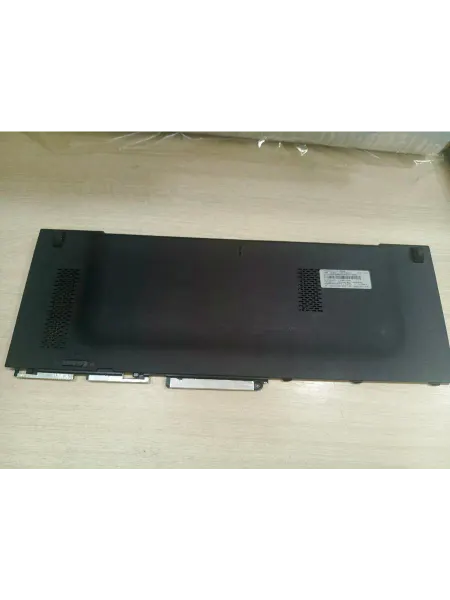 Крышка заглушка корпуса снизу Asus K70 K70A