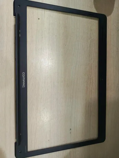 Рамка матрицы для ноутбука HP Compaq Presario CQ71