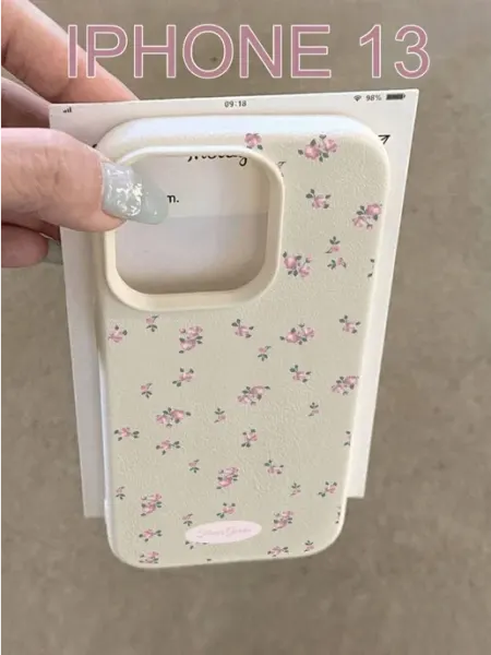 CASE HOUSE Чехол на iPhone 13 силиконовый с цветочками