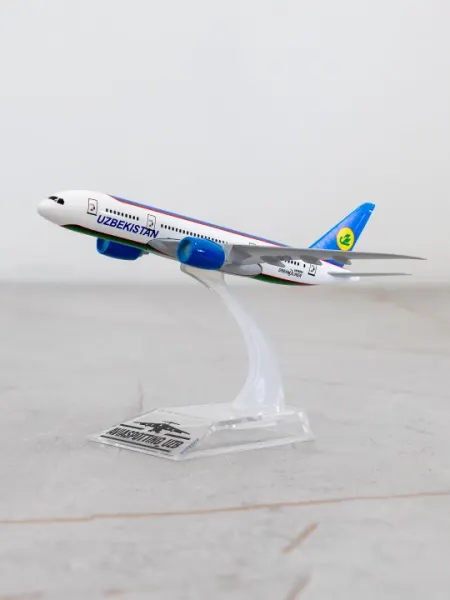 Модель самолёта Boeing 787 Dreamliner, Uzbekistan Airways Uzairways, 14 см, металл и пластик
