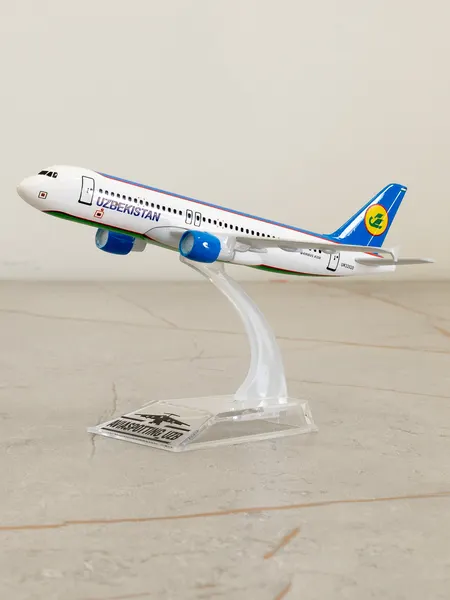 Модель самолёта Airbus A320, Uzbekistan Airways Uzairways 14 см Металл+пластик