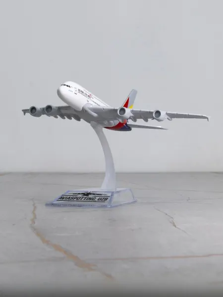 Модель самолёта Airbus A380, Asiana Airlines, 14 см, металл+пластик