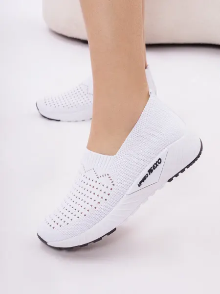 EMELINA SHOP Дышащие кроссовки летние текстильные слипоны без шнурков