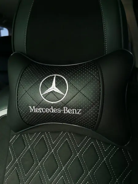 Grandis Автомобильная подушка на подголовник Mercedes-Benz