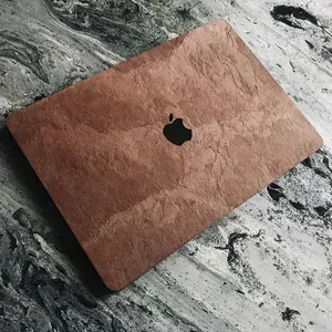 Каменная накладка-чехол на MacBook PRO 15 Retina (без тачбара. 2012-2015 годы выпуска включительно). Розовый камень