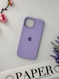 Силиконовый чехол на Айфон 15 с защитой камеры / чехол на iphone 15