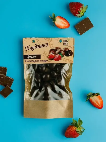 Дико вкусно Драже Клубника в шоколаде 150 г