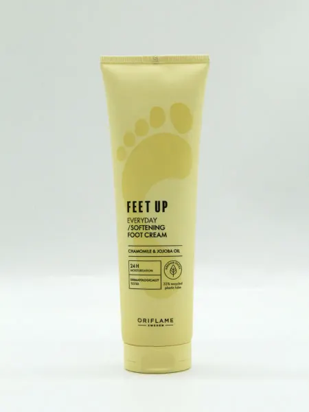 Крем для ног Oriflame Feet Up с ромашкой и маслой жожоба 150…