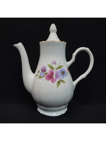 Кофейник фарфоровый винтажный СССР. С цветочным декором и
