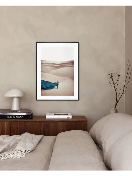 Onllyart Постер 21x30 женщина в синем платье